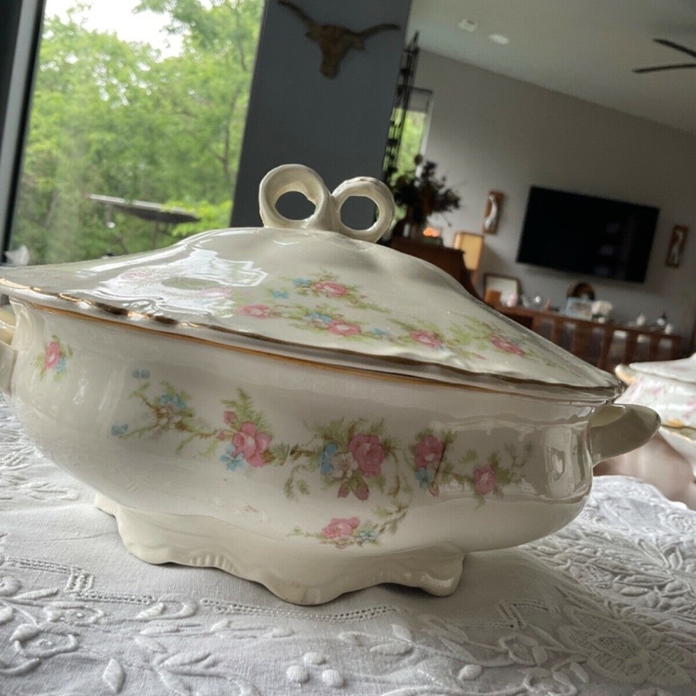 Antique Taylor Smith soup toureen